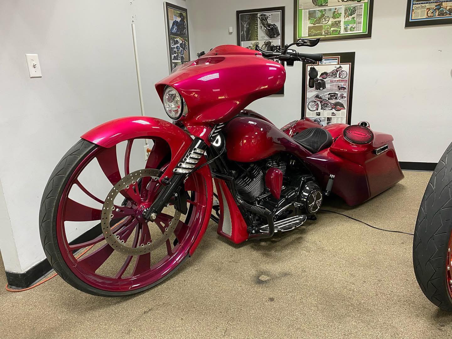 2009 Custom 32